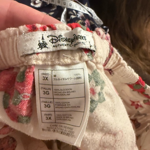 Disney Women's Pajama Pants with Red and Black Bow Pattern - Picture 6 of 6